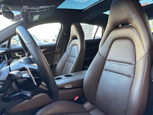 2023 Porsche Panamera 4S