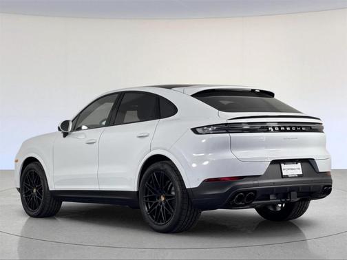 2025 Porsche Cayenne AWD