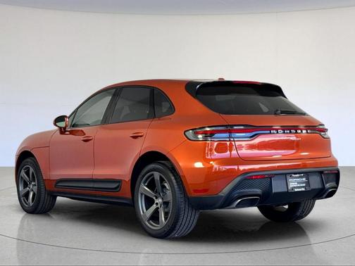 2025 Porsche Macan 