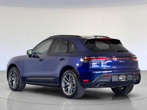 2023 Porsche Macan 
