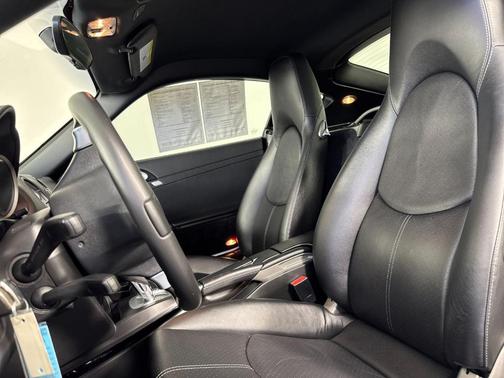 Carrara White 2012 Porsche Cayman Base