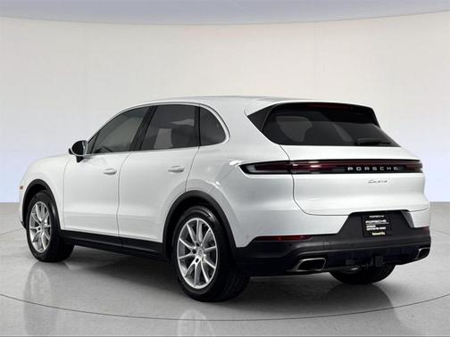 2024 Porsche Cayenne Base