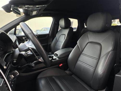 2022 Porsche Cayenne