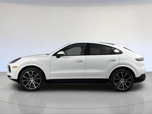 2022 Porsche Cayenne 