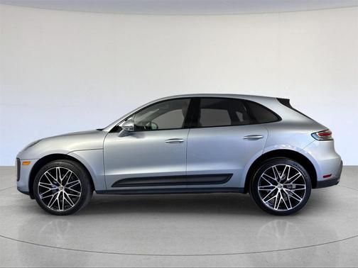 2023 Porsche Macan 