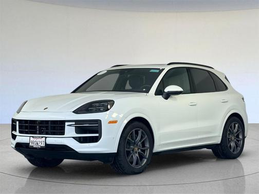 2024 Porsche Cayenne Base