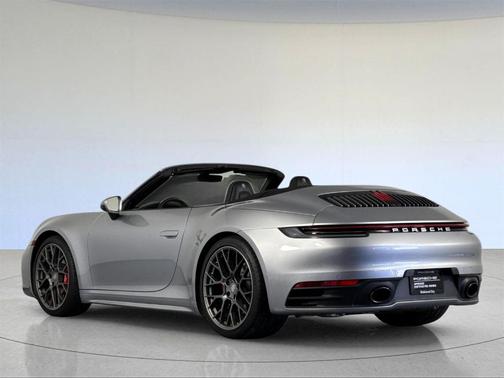 2020 Porsche 911 Carrera 4S