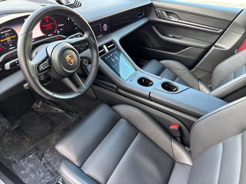 2024 Porsche Taycan 4S