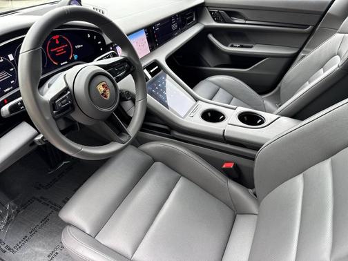 2024 Porsche Taycan 4S