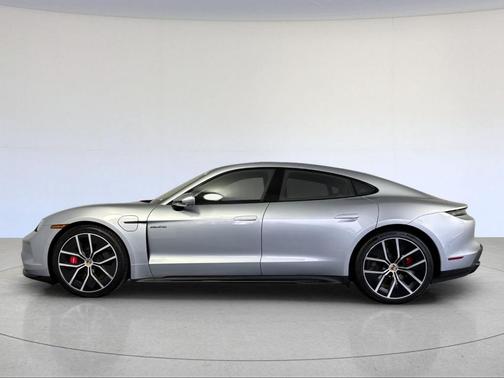 2026 Porsche Taycan GTS