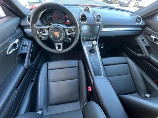 2024 Porsche 718 Cayman Style Edition