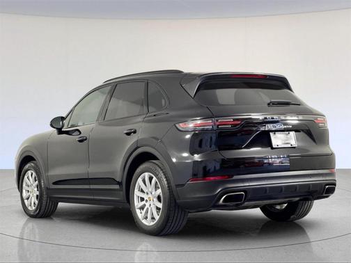 2021 Porsche Cayenne Base