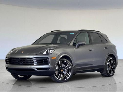 Quartzite Grey Metallic 2023 Porsche Cayenne
