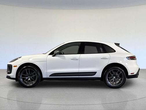 2026 Porsche Macan T