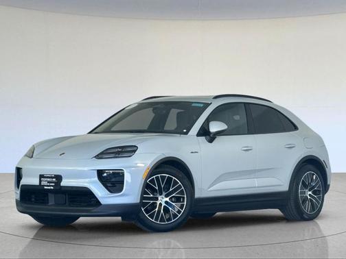 2025 Porsche Macan 4