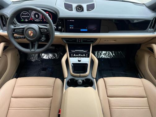 2025 Porsche Cayenne AWD