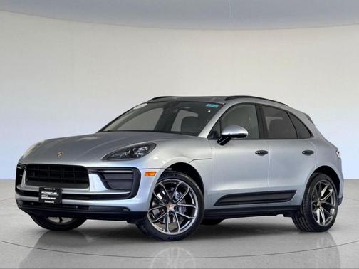 2022 Porsche Macan Base