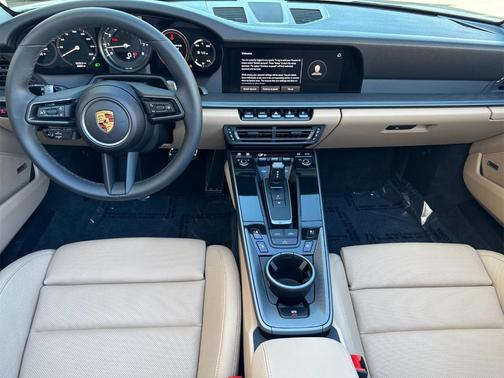 2024 Porsche 911 Carrera