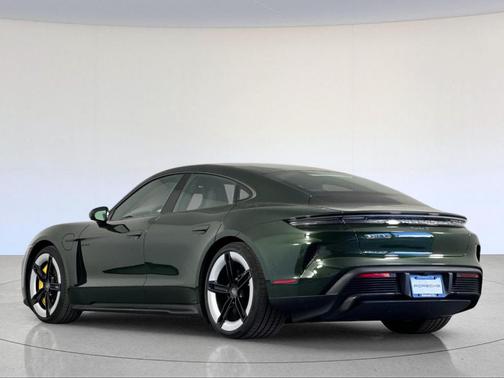 2025 Porsche Taycan Turbo S