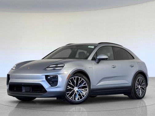 2026 Porsche Macan 4