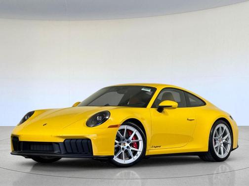 2026 Porsche 911 Carrera 4 GTS
