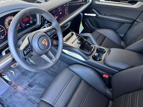 PAINT TO SAMPLE 2026 Porsche Cayenne Turbo GT