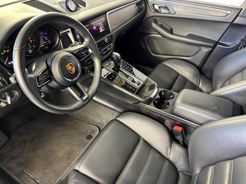 2022 Porsche Macan GTS