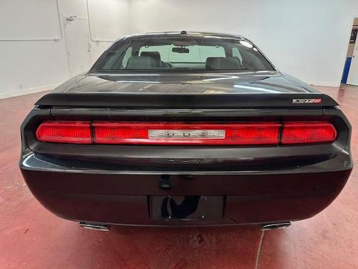 2010 Dodge Challenger SRT8