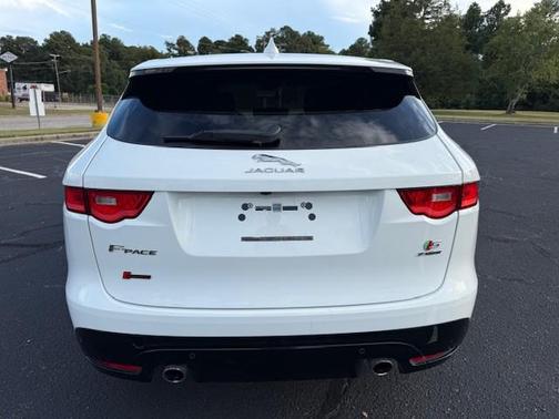 2017 Jaguar F-PACE S