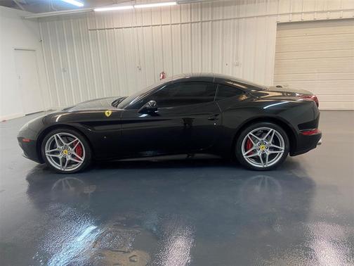 2015 Ferrari California T