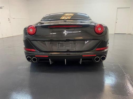 2015 Ferrari California T