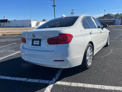 2017 BMW 320 i