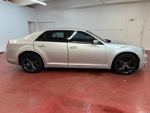2021 Chrysler 300 S