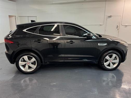 2018 Jaguar E-PACE R-Dynamic SE