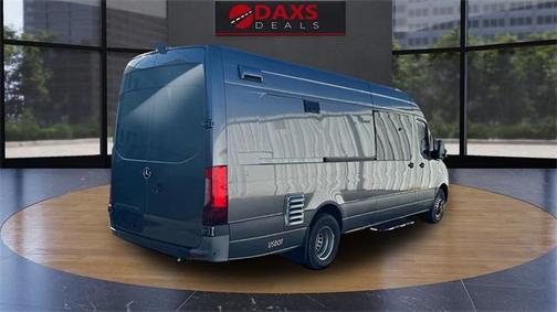 2022 Mercedes-Benz Sprinter 4500 High Roof V6