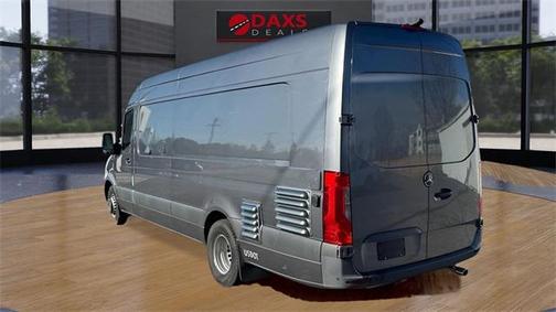 2022 Mercedes-Benz Sprinter 4500 High Roof V6