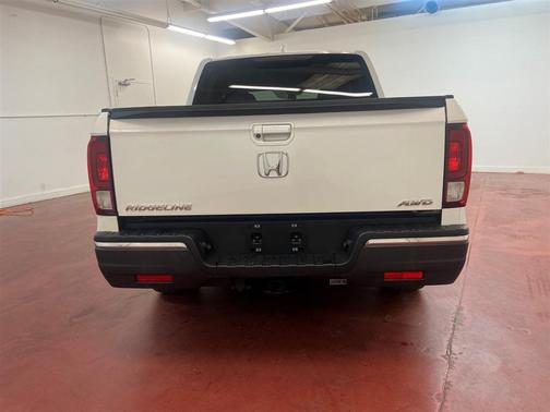 2020 Honda Ridgeline Sport