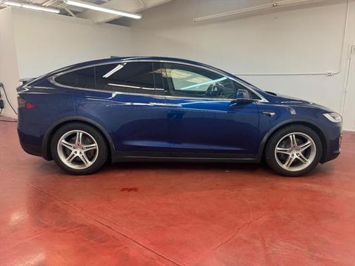 2017 Tesla Model X 75D