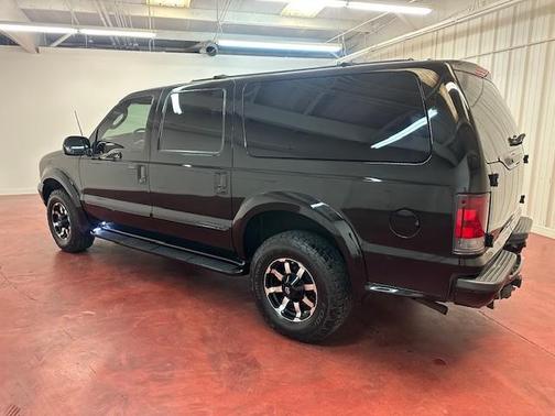 2003 Ford Excursion XLT