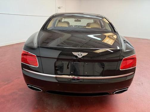 2014 Bentley Flying Spur Base