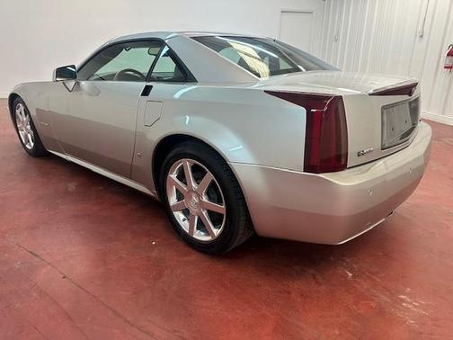 2006 Cadillac XLR Base