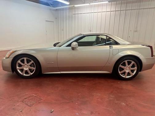 2006 Cadillac XLR Base