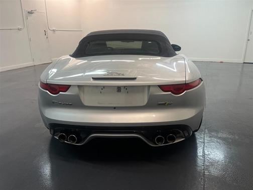 2017 Jaguar F-TYPE R