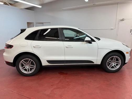 2017 Porsche Macan GTS