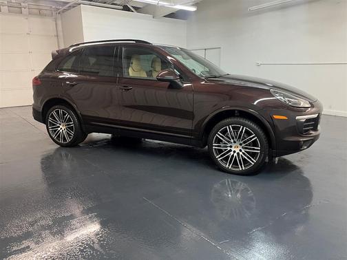 2018 Porsche Cayenne Platinum Edition