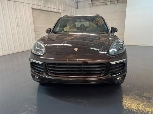 2018 Porsche Cayenne Platinum Edition