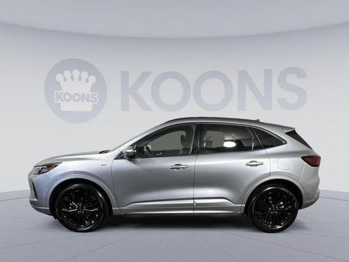 2024 Ford Escape ST-Line Elite