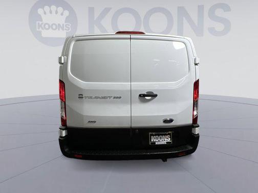 2022 Ford Transit-250 Base