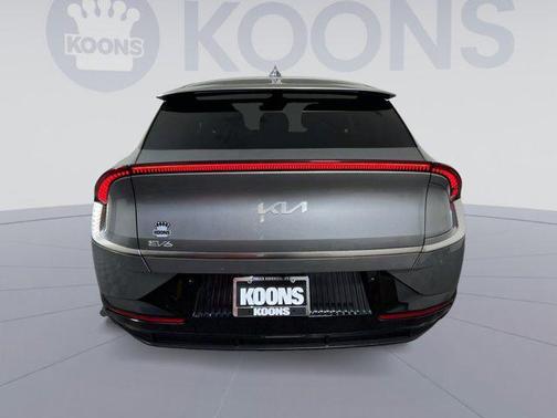 2024 Kia EV6 Wind