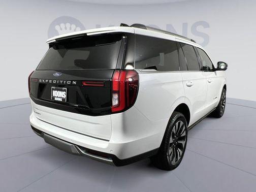 2026 Ford Expedition Platinum